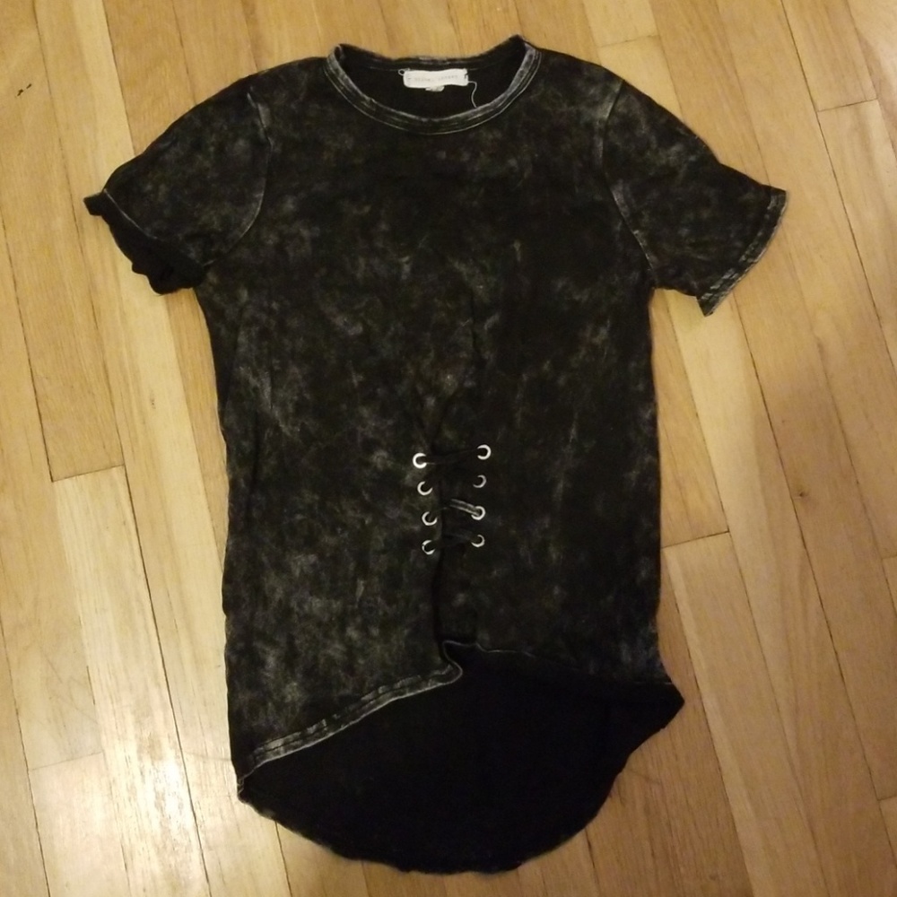 Black tshirt laced front